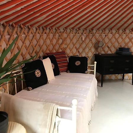 Hotel Gilfach Gower Farm Luxury Yurt With Hot Tub Ammanford Exteriér fotografie