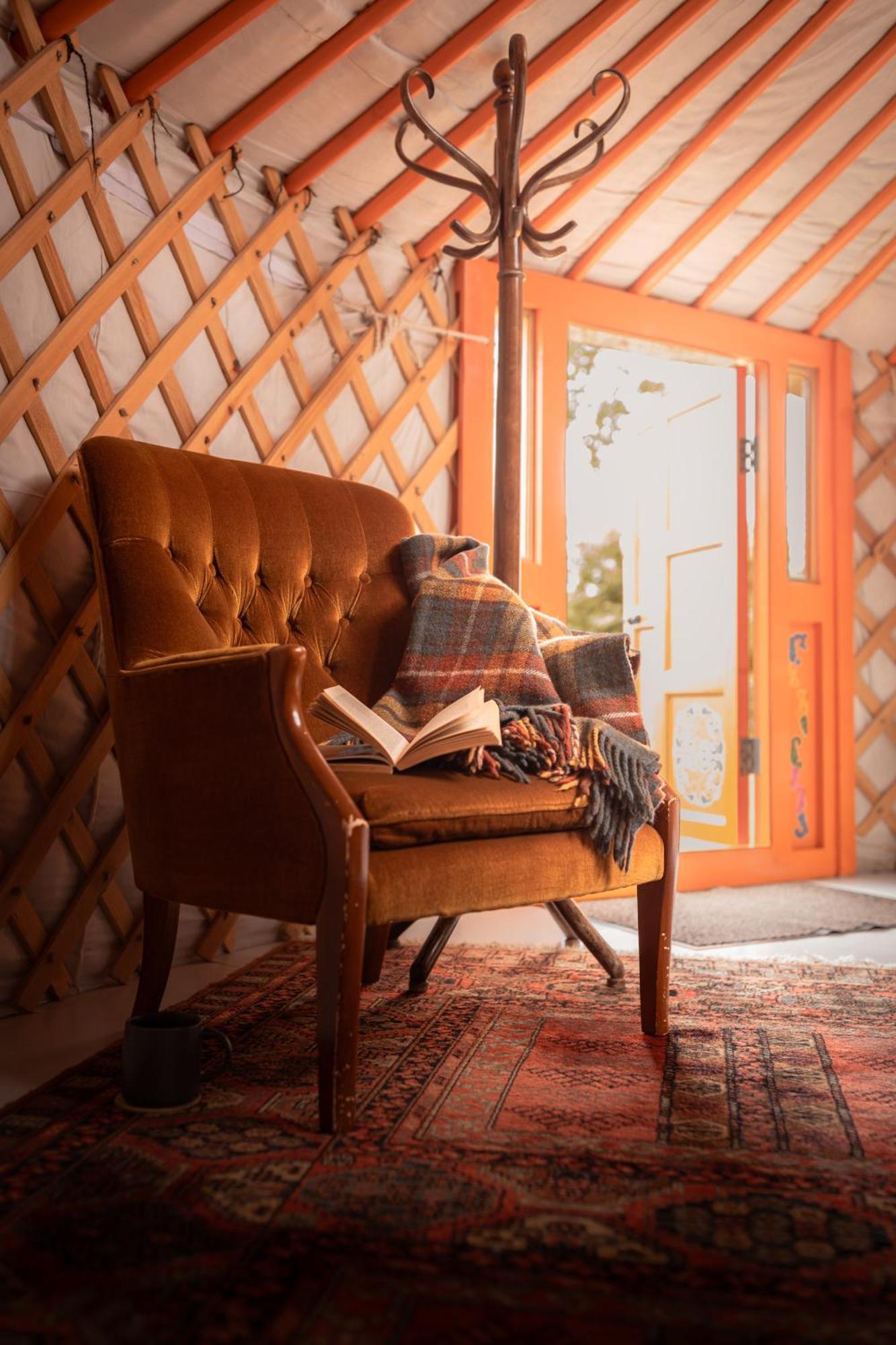 Hotel Gilfach Gower Farm Luxury Yurt With Hot Tub Ammanford Exteriér fotografie